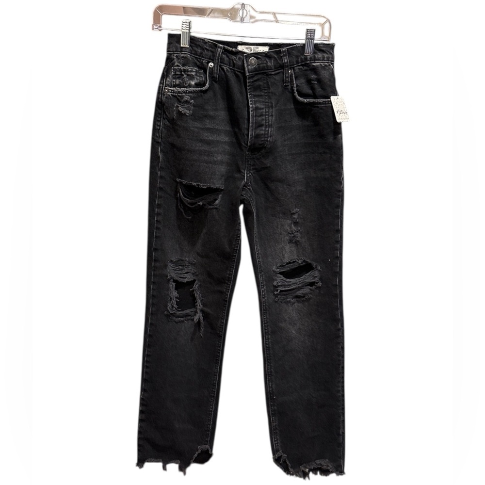 We The Free Tapered Baggy Boyfriend Distressed Jeans Obsidian Color NWT